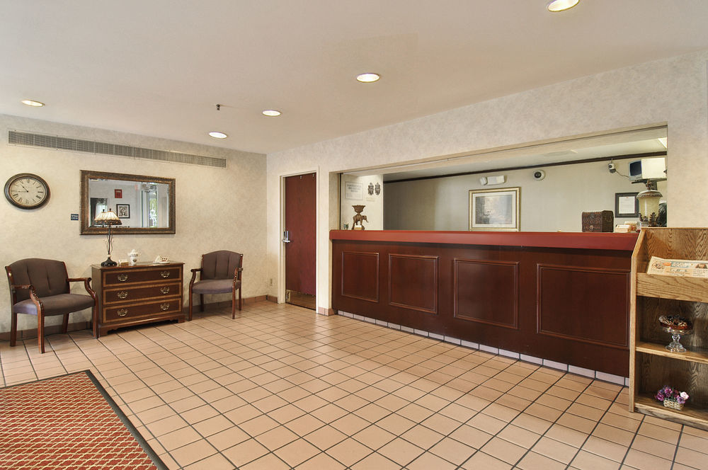 ซูเปอร์ 8 บาย วินด์แฮม เมดิสัน อีสต์ Hotel ภายใน รูปภาพ