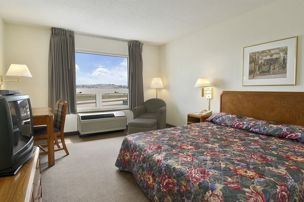 ซูเปอร์ 8 บาย วินด์แฮม เมดิสัน อีสต์ Hotel ห้อง รูปภาพ